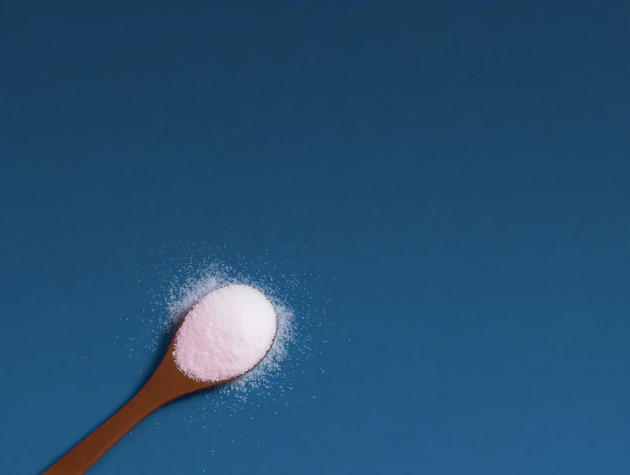 Spoon of potassium citrate powder